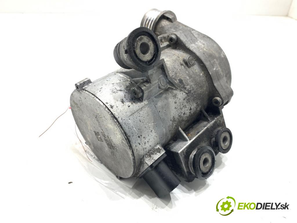 BMW E60 sedan 2005 160 kW 525 i 2996 Pumpa vody 70285120 (Vodná pumpa)