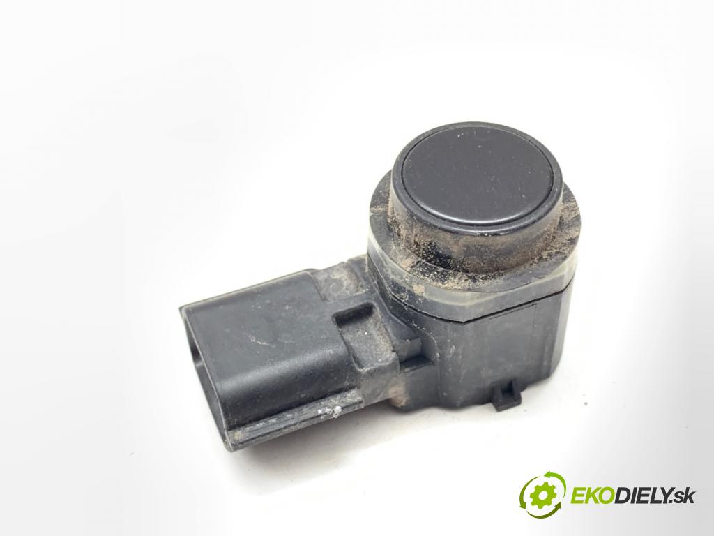 DACIA DUSTER SUV 2020 74 kW 1.0 TCe 100 (HMMT) 999 snímač PDC 284384061R