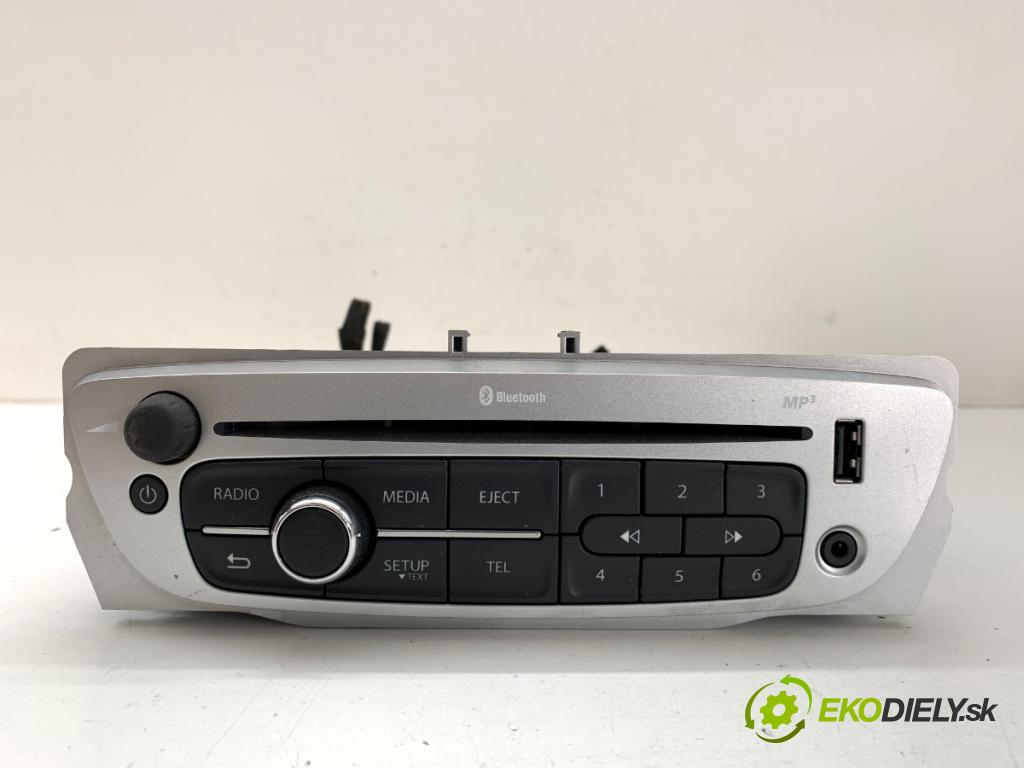 RENAULT MEGANE III Kombi 2014 81 kW 1.5 dCi (KZ09, KZ0D, KZ1G, KZ29, KZ14, KZ1W, KZ10, KZ1F,... 1461 RADIO 281159184R (Audio zariadenie)