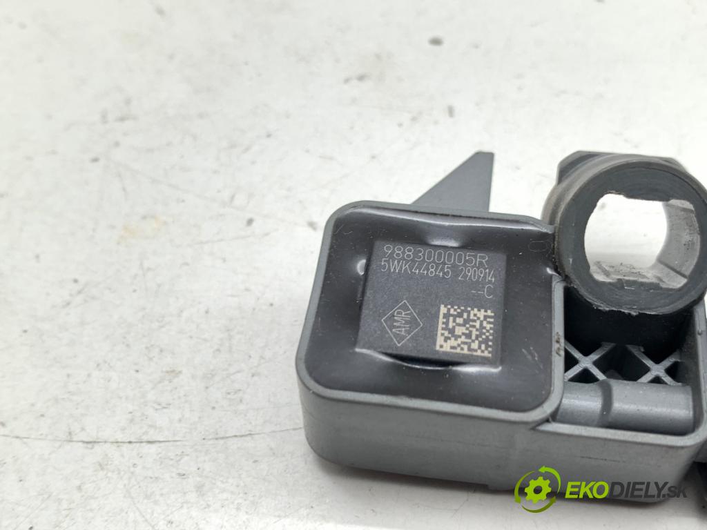 RENAULT MEGANE III Kombi 2014 81 kW 1.5 dCi (KZ09, KZ0D, KZ1G, KZ29, KZ14, KZ1W, KZ10, KZ1F,... 1461 Snímač nárazu 988300005R (Snímač nárazu)