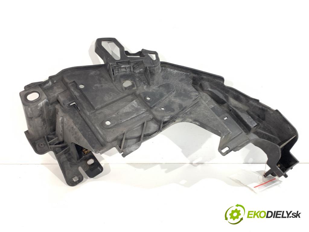 RENAULT MEGANE III Kombi 2014 81 kW 1.5 dCi (KZ09, KZ0D, KZ1G, KZ29, KZ14, KZ1W, KZ10, KZ1F,... 1461 OBUV: Uchytenie svetla ľavy 622238779R