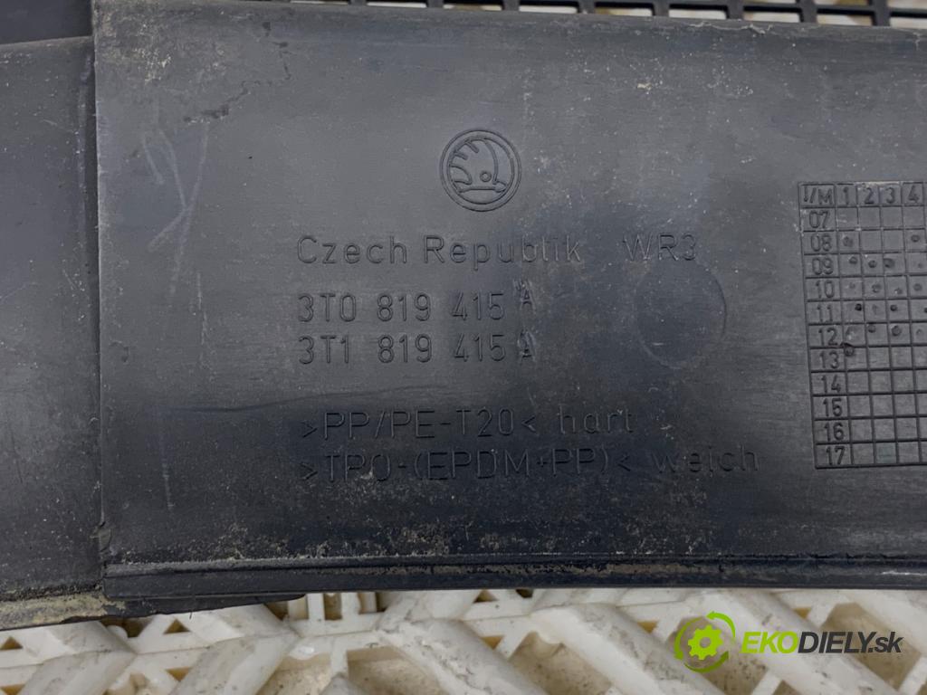 SKODA SUPERB II liftback 2013 103 kW 2.0 TDI 1968 torpédo plast pod čelní okno 3T0819415A (Plast pod čelním sklem)