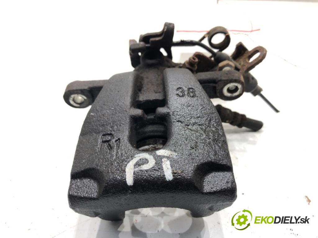 FORD MONDEO MK4 liftback 2008 74 kW 1.8 TDCi 1753 Brzdič strmeň pravy zad 