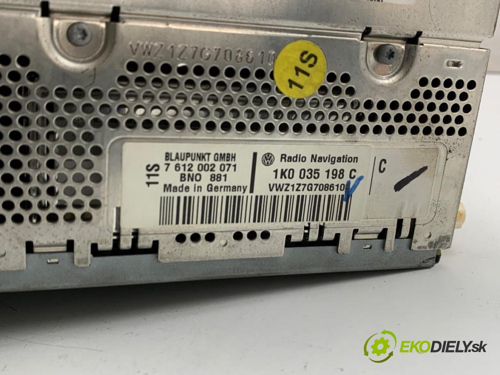 VW PASSAT B6 sedan 2006 110 kW 2.0 FSI 1984 RADIO 1K0035198C (Audio zariadenie)