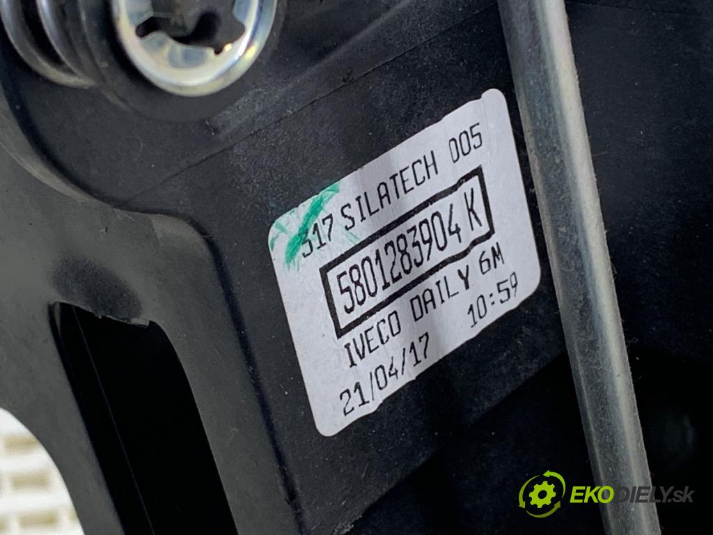 IVECO DAILY VI Platforma / podwozie 2017 115 kW 33S16, 35S16, 35C16, 40C16, 50C16 2287 Kulisa 5801283904 (Rýchlostná páka (kulisa))