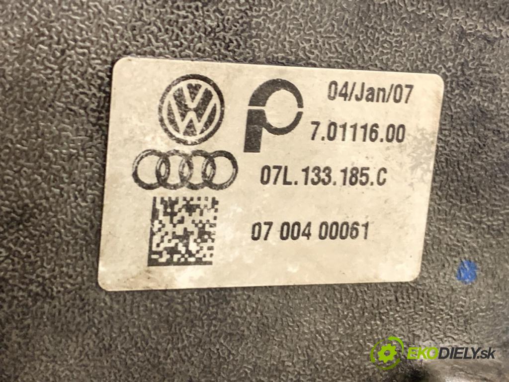 AUDI A8 D3 sedan 2007 331 kW S8 quattro 5204 Potrubie sacie, sanie 07L133185C (Sacie potrubie)
