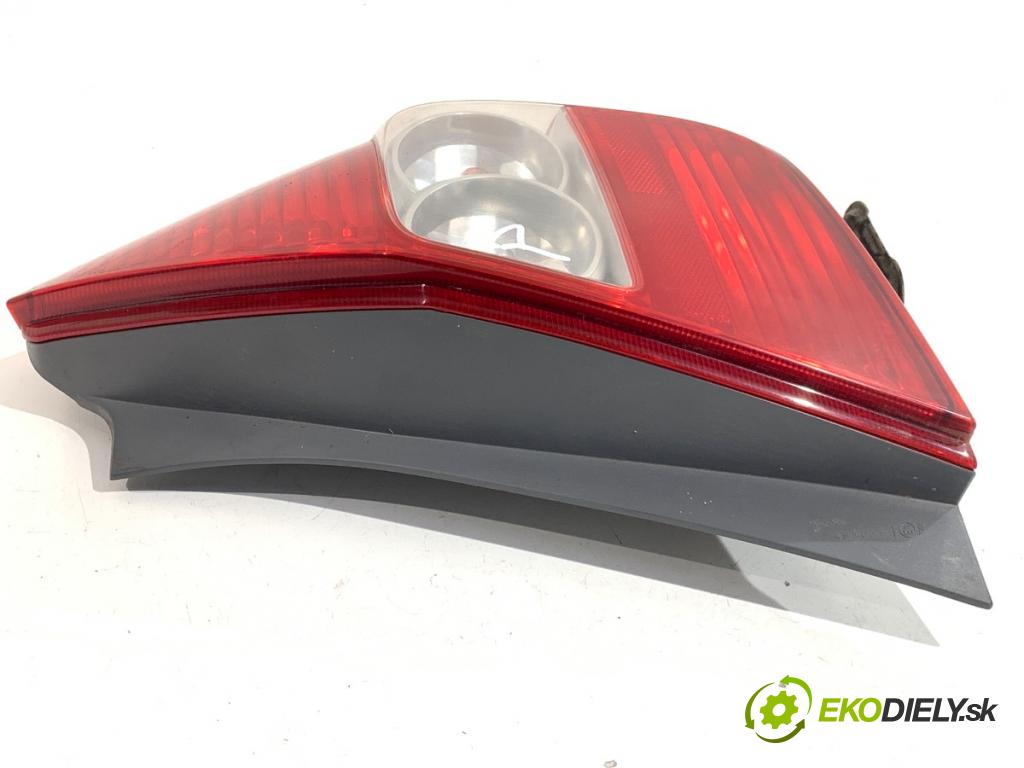 HONDA JAZZ I liftback 2002 61 kW 1.3 iDSi (GD1) 1339 světlo pravý zadní část