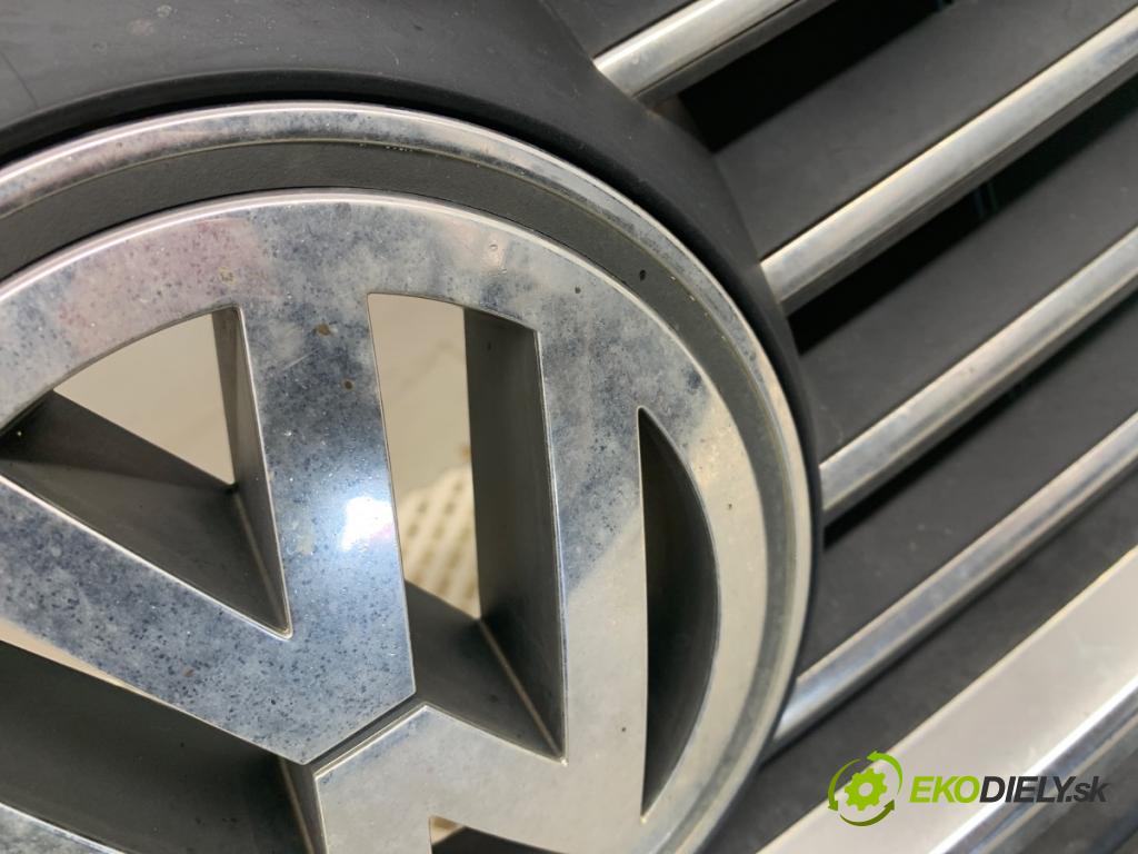 VW PASSAT B6 sedan 2006 110 kW 2.0 FSI 1984 Mriežka maska 3C0853651D (Mriežka predná (maska chladiča))
