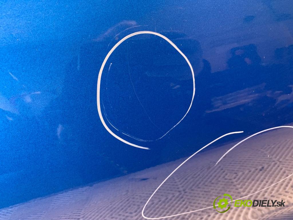 FORD FOCUS IV liftback 2019 92 kW 1.0 EcoBoost 999 Dvere pravy zad