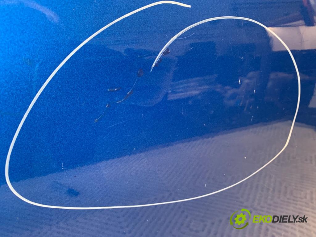 FORD FOCUS IV liftback 2019 92 kW 1.0 EcoBoost 999 Dvere pravy zad