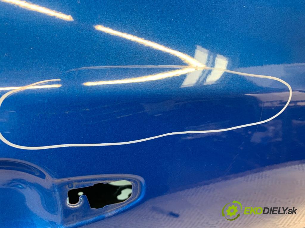 FORD FOCUS IV liftback 2019 92 kW 1.0 EcoBoost 999 Dvere pravy zad