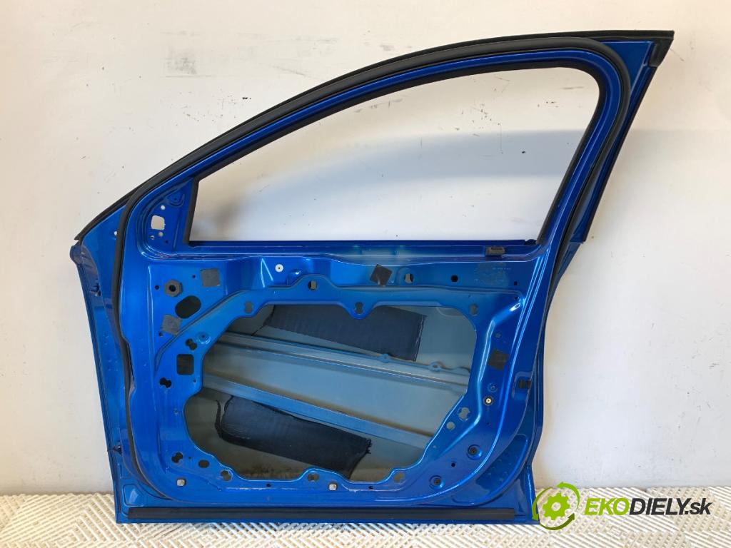 FORD FOCUS IV liftback 2019 92 kW 1.0 EcoBoost 999 Dvere pravy predný