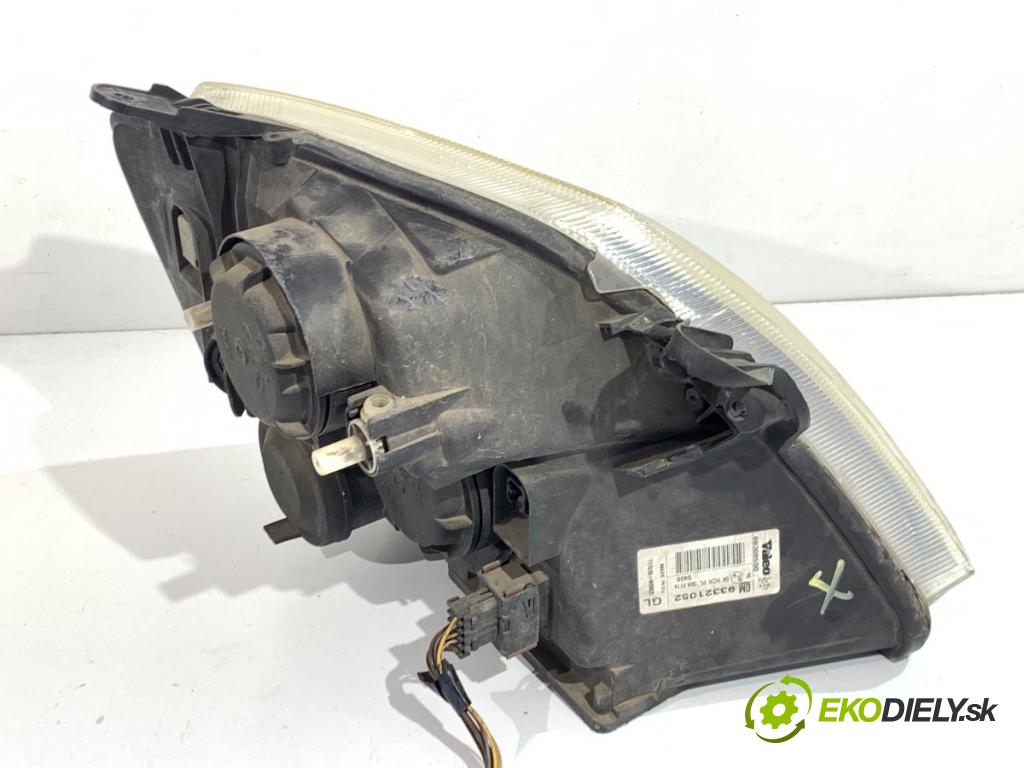 OPEL MERIVA A nadwozie wielkoprzestrzenne (MPV) 2005 74 kW 1.6 16V (E75) 1598 světlomet levý přední část 93321052