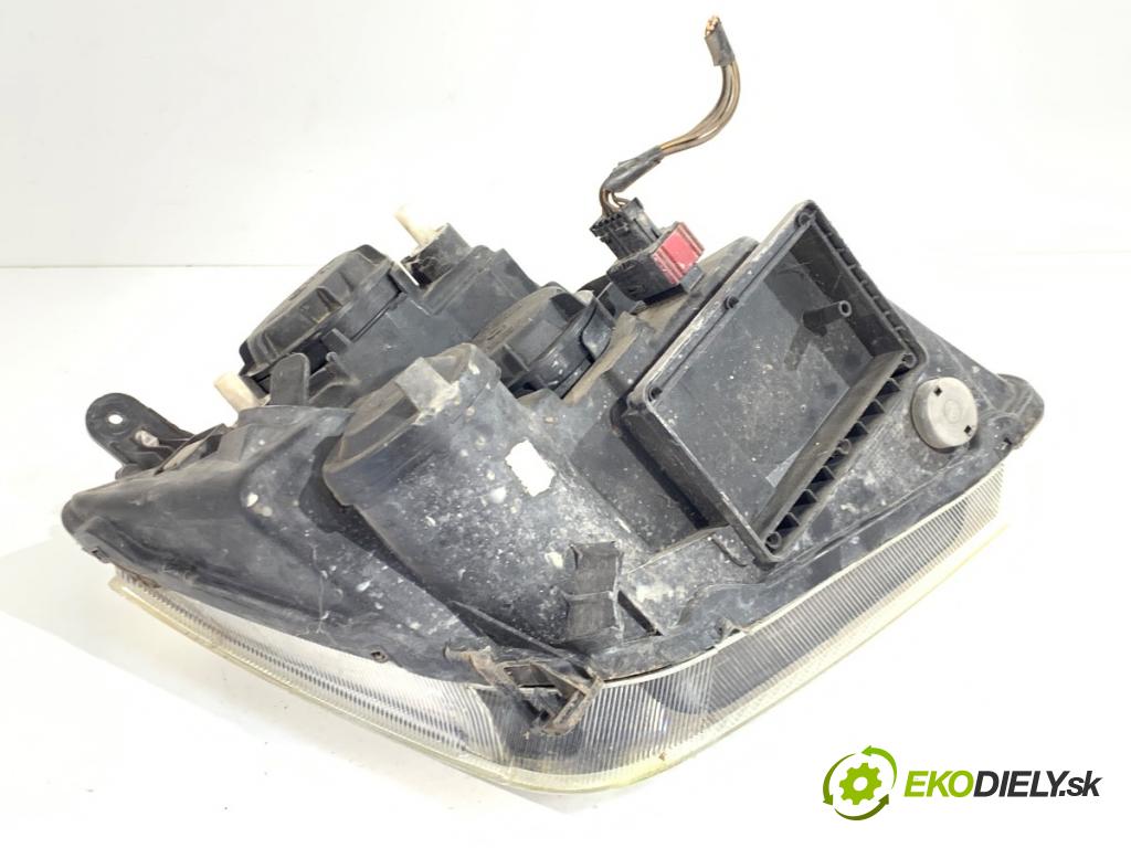 OPEL MERIVA A nadwozie wielkoprzestrzenne (MPV) 2005 74 kW 1.6 16V (E75) 1598 světlomet levý přední část 93321052