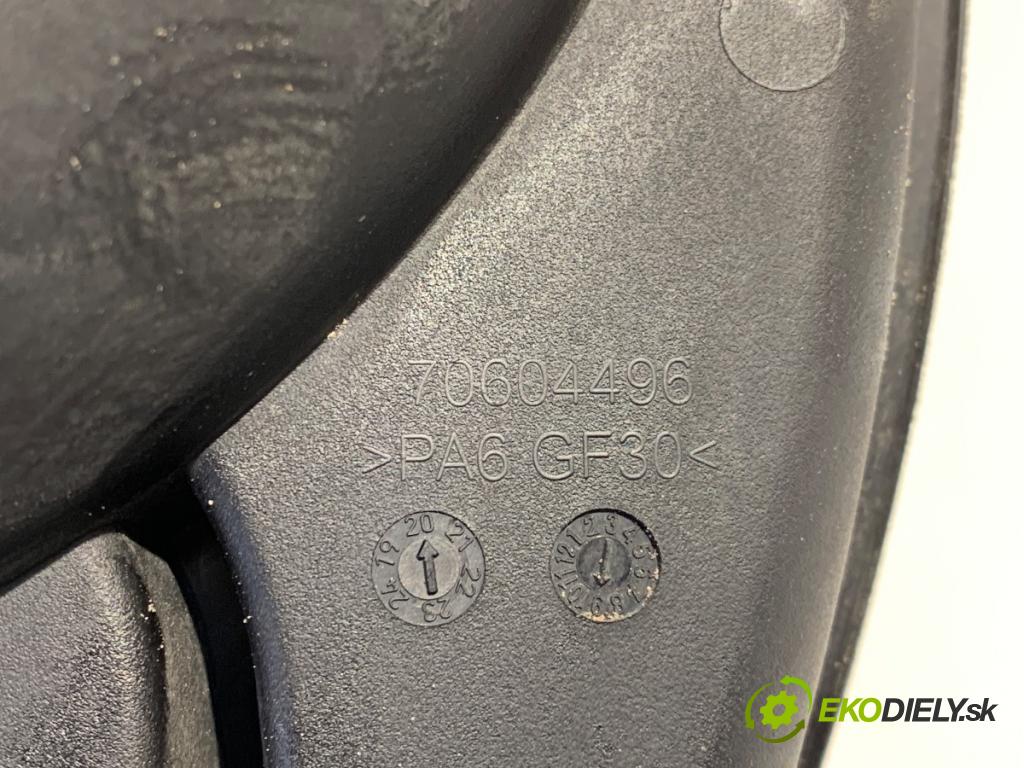 BMW F36 coupe 2020 135 kW 420 i xDrive 1998 Rúra vzduchu 70604474