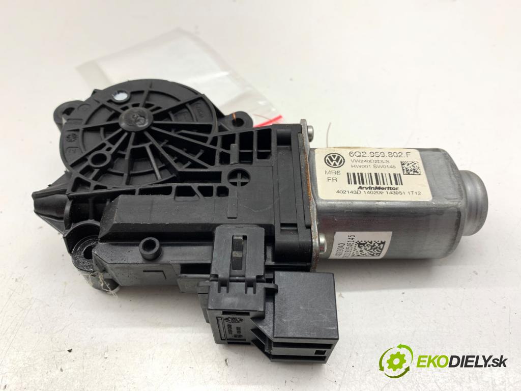 VW POLO IV 9N liftback 2009 51 kW 1.4 TDI 1422 motor sťahovaní okna levý přední část 6Q2959802F