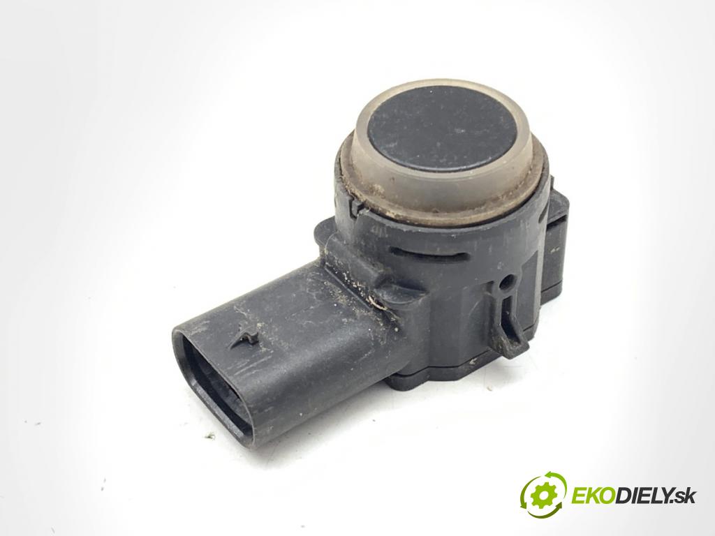 PEUGEOT 3008 SUV 2020 96 kW 1.2 THP/ PureTech 130 1199 snímač PDC 9827917377