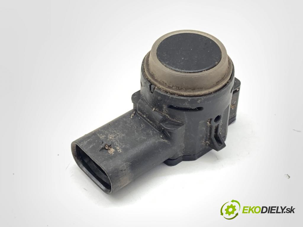 PEUGEOT 3008 SUV 2020 96 kW 1.2 THP/ PureTech 130 1199 snímač PDC 9827917377
