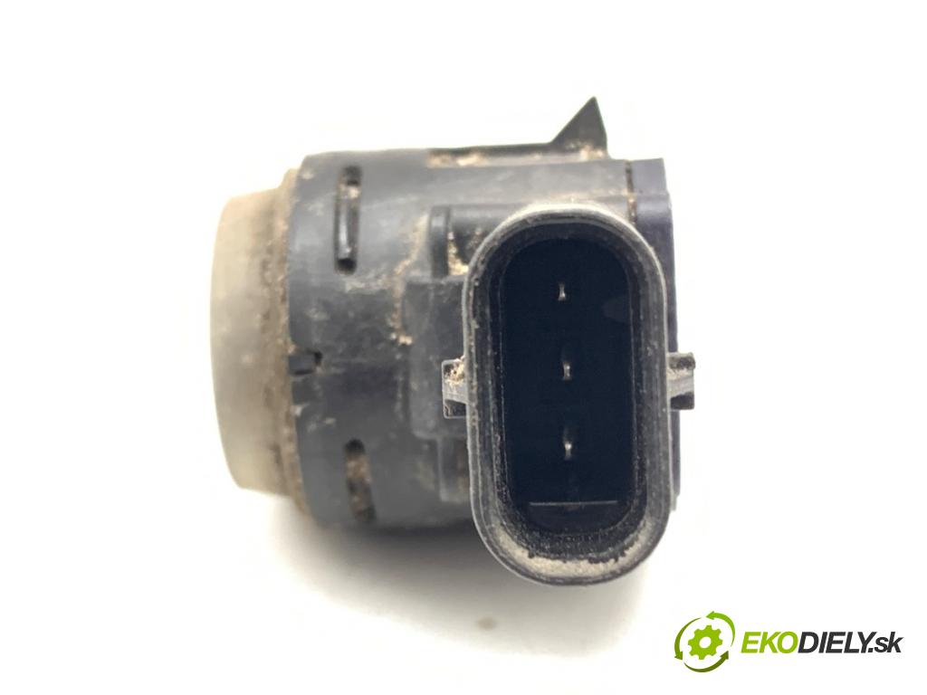 PEUGEOT 3008 SUV 2020 96 kW 1.2 THP/ PureTech 130 1199 snímač PDC 9827917377