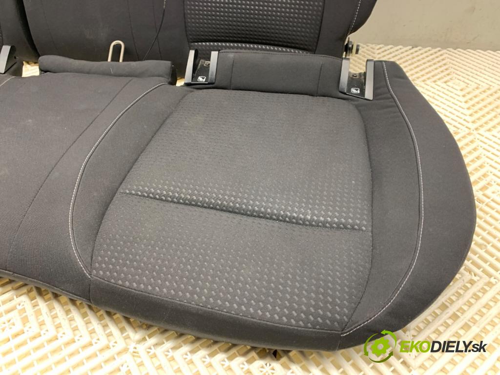 FORD FOCUS IV liftback 2019 92 kW 1.0 EcoBoost 999 sedadla sedačky sedadlo boční