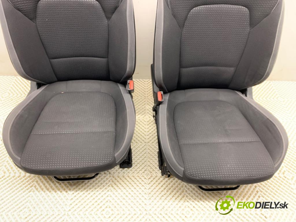 FORD FOCUS IV liftback 2019 92 kW 1.0 EcoBoost 999 sedadla sedačky sedadlo boční