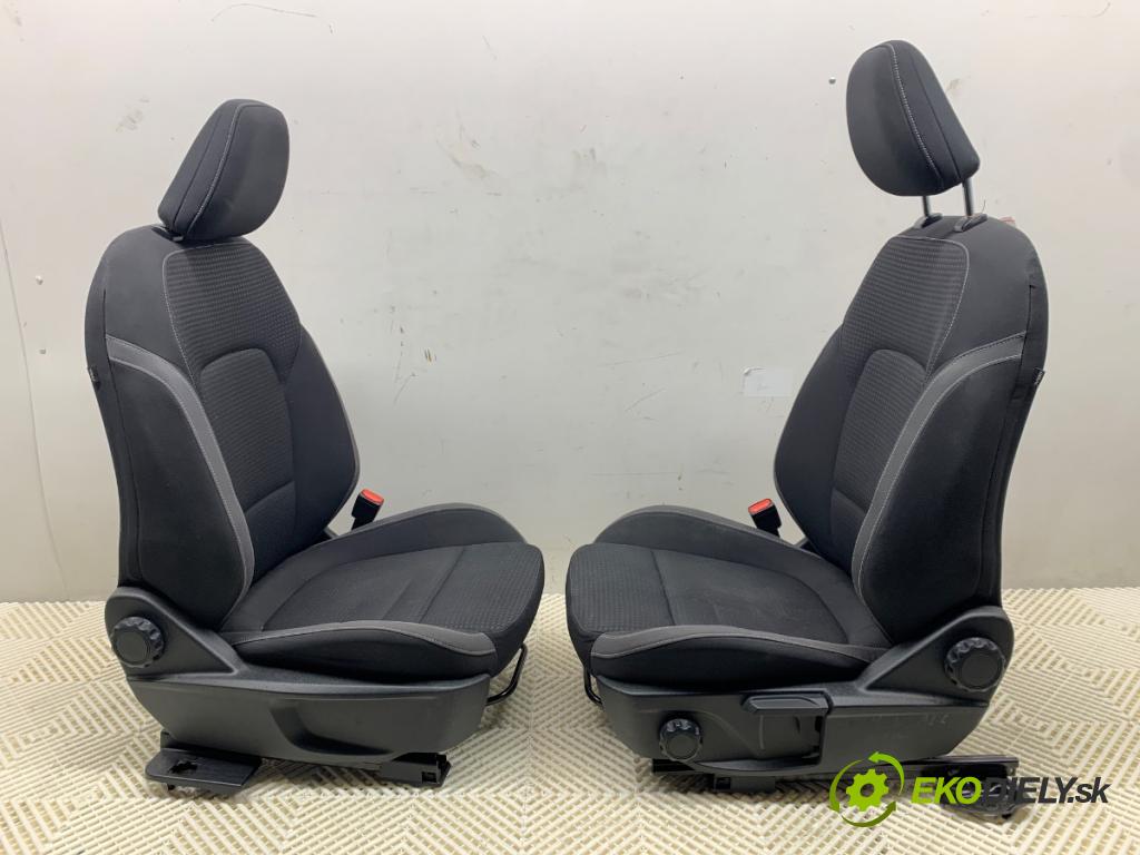 FORD FOCUS IV liftback 2019 92 kW 1.0 EcoBoost 999 sedadla sedačky sedadlo boční