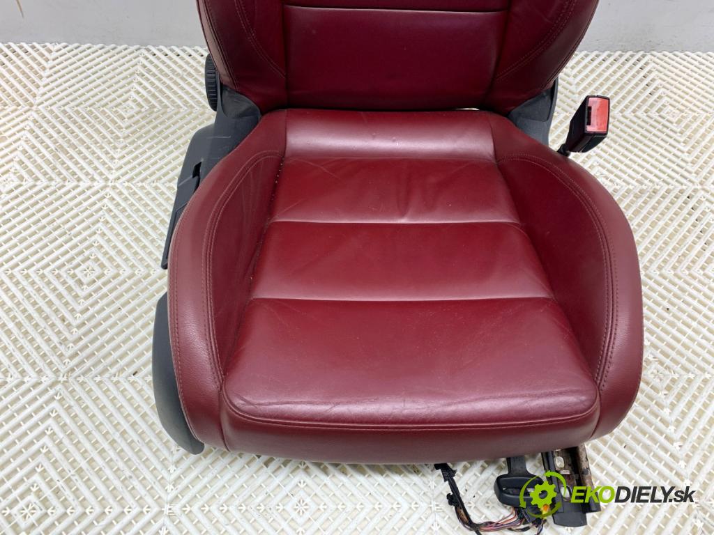VW EOS kabriolet 2008 103 kW 2.0 TDI 1968 sedadlo pravý přední část