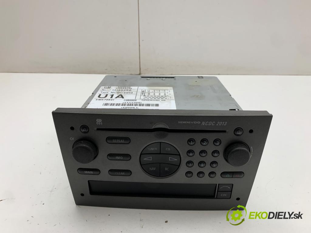 OPEL VECTRA C sedan 2004 81 kW 1.8 (F69) 1796 RADIO 13138250 (Audio zariadenie)
