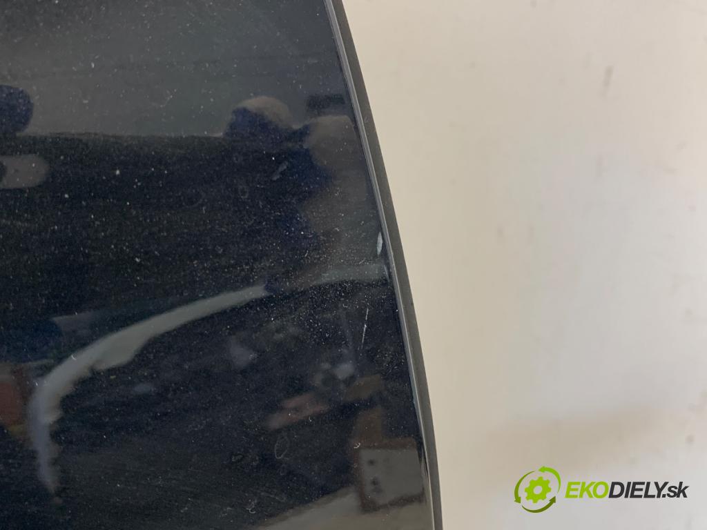 OPEL INSIGNIA B liftback 2019 147 kW 1.6 Turbo (68) 1598 dveře pravý přední část Z22Y