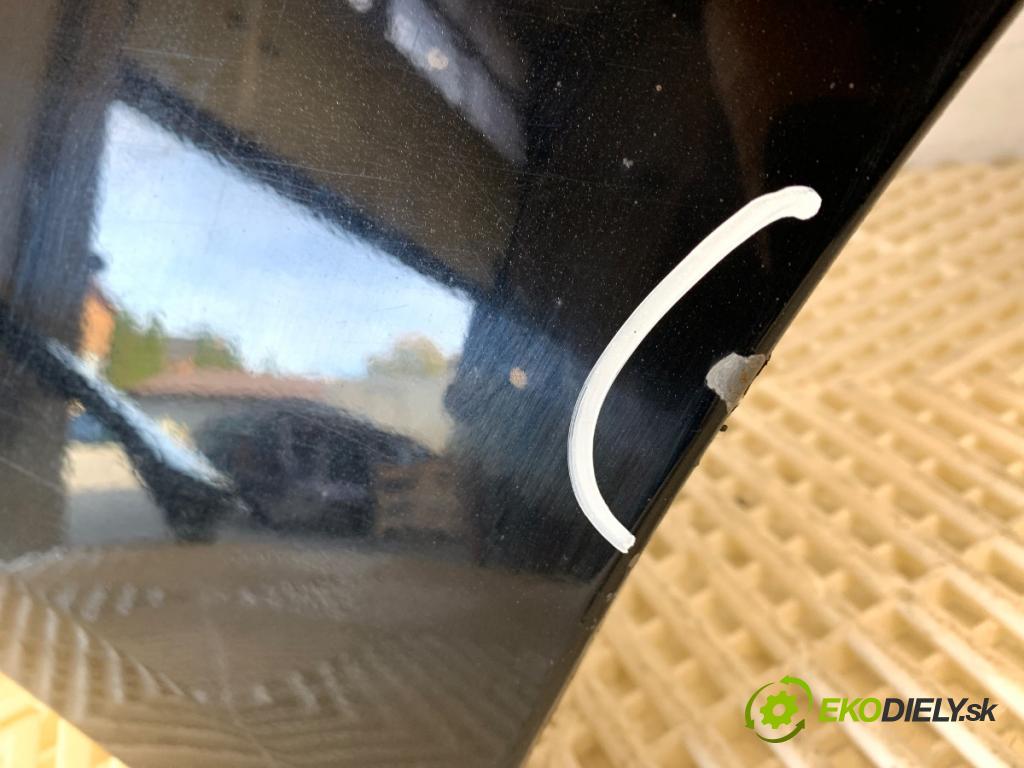 OPEL INSIGNIA B liftback 2019 147 kW 1.6 Turbo (68) 1598 Blatník pravy predný Z22Y: