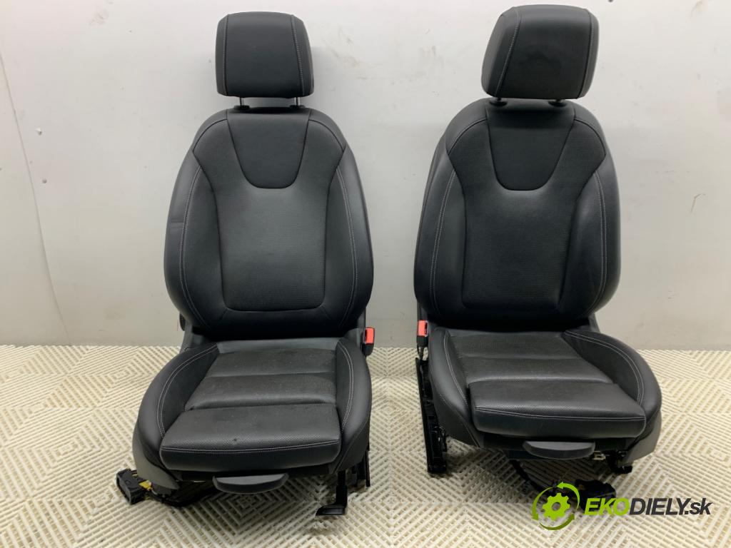 OPEL INSIGNIA B liftback 2019 147 kW 1.6 Turbo (68) 1598 sedadla sedačky sedadlo boční