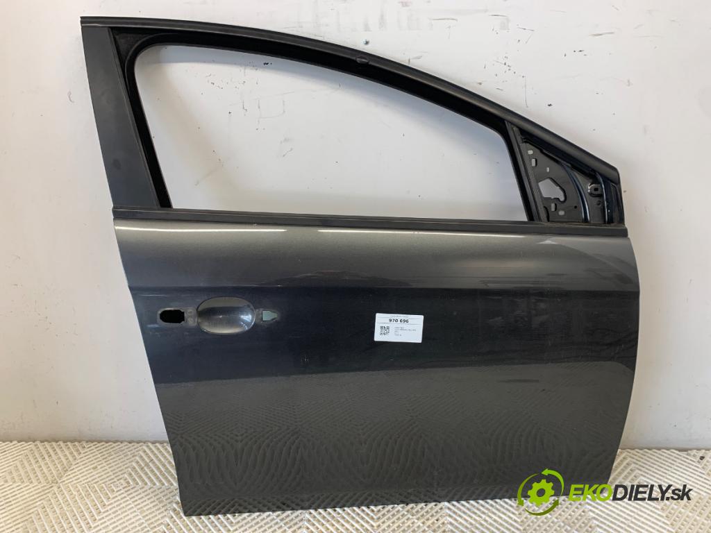 FIAT BRAVO II liftback 2007 66 kW 1.4 (198AXA1B) 1368 Dvere pravy predný 