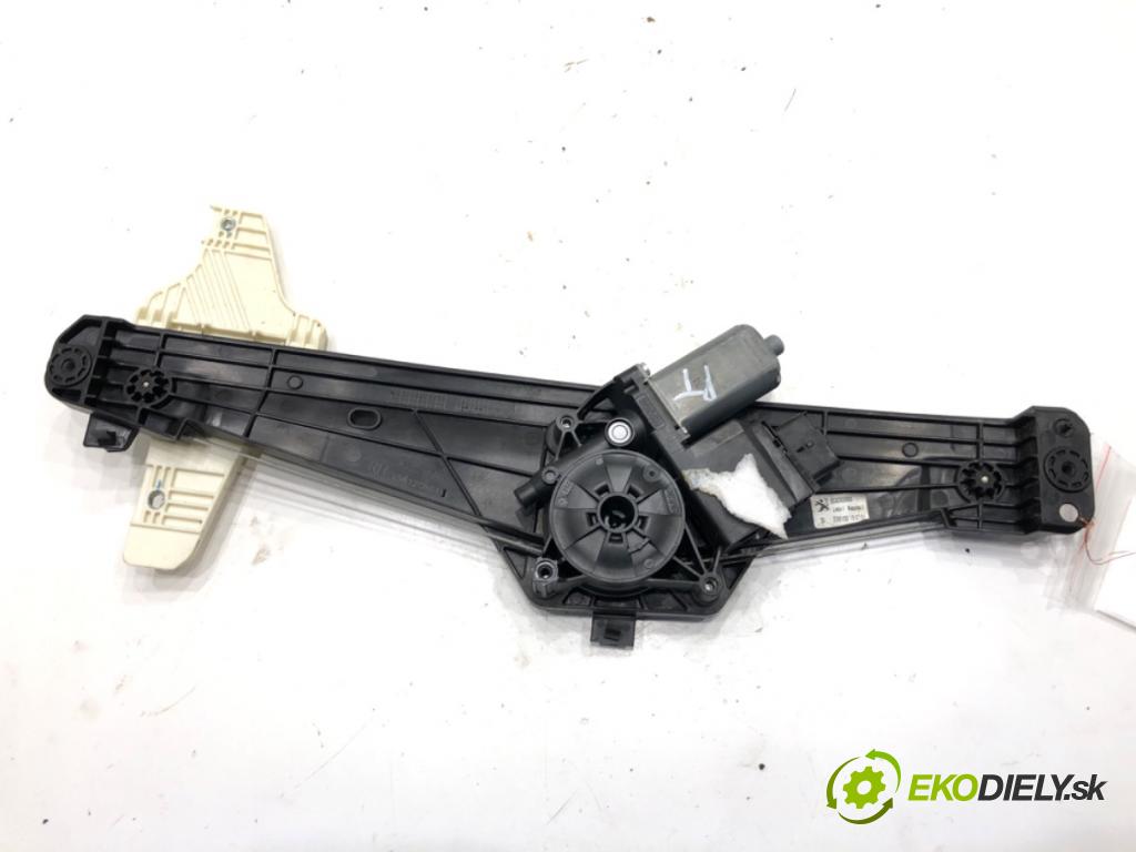 PEUGEOT 3008 SUV 2020 96 kW 1.2 THP/ PureTech 130 1199 Mechanizmus okna pravy zad 9830388880