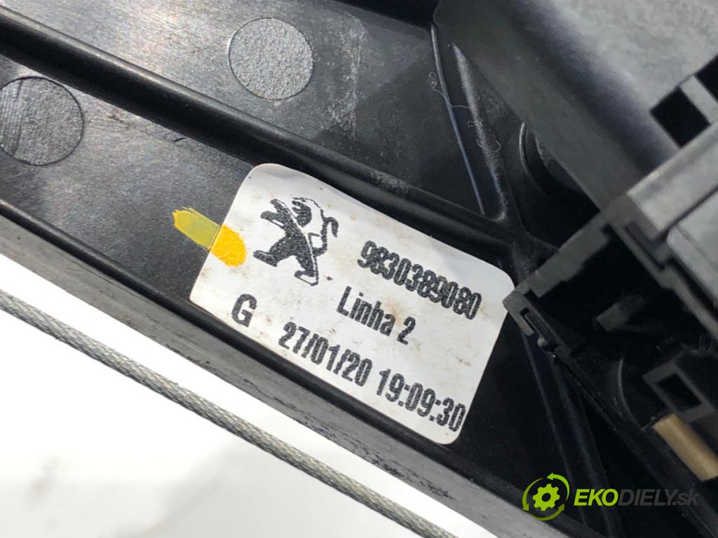 PEUGEOT 3008 SUV 2020 96 kW 1.2 THP/ PureTech 130 1199 mechanismus okna levý zadní část 9830389080