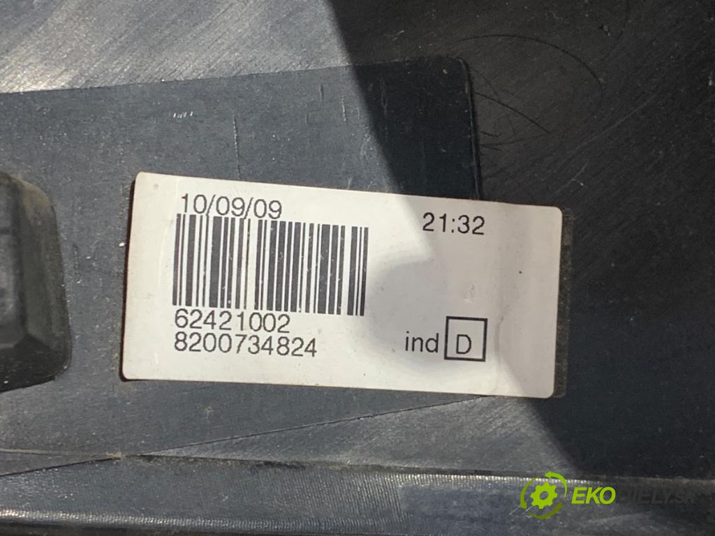 DACIA SANDERO liftback 2009 55 kW 1.4 (B30C, BS0C, BS0A, BS0G, BS1F, BS0E) 1390 světlo pravý zadní část 8200734824