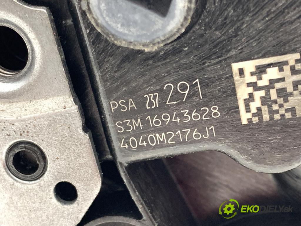 PEUGEOT 3008 SUV 2020 96 kW 1.2 THP/ PureTech 130 1199 zámok dveře levý zadní část PSA237291