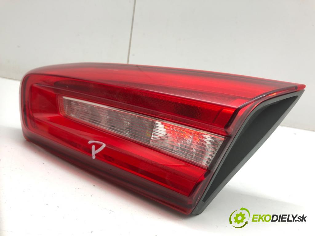 FORD FOCUS IV liftback 2019 92 kW 1.0 EcoBoost 999 Svetlo pravy zad vnútorná JX7B-13A602-CB