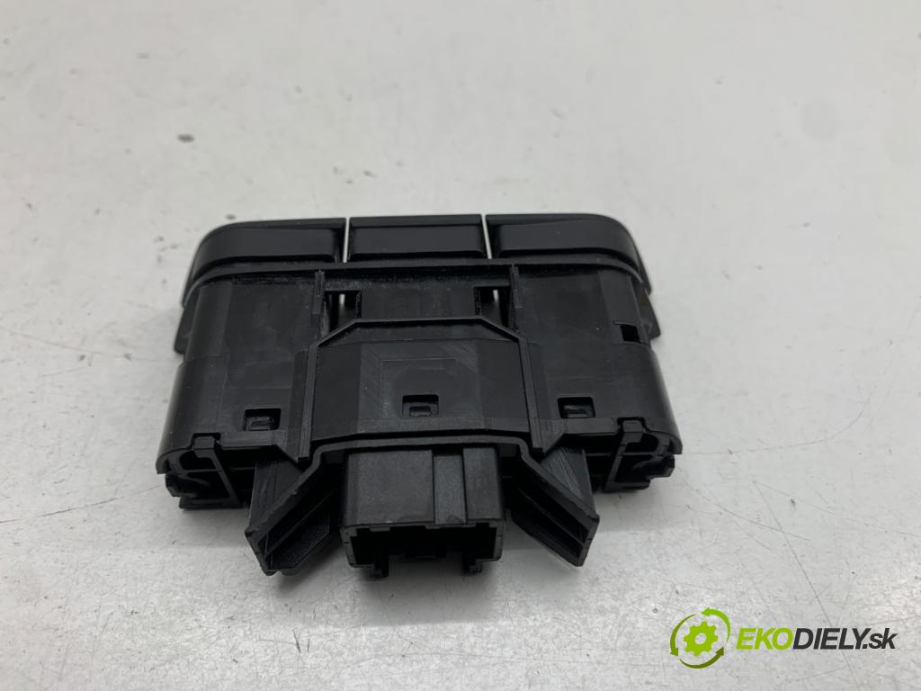 FORD FOCUS IV liftback 2019 92 kW 1.0 EcoBoost 999 Panel prepínačov JX7T-11B573-AAD (Prepínacie páčky pod volantom)