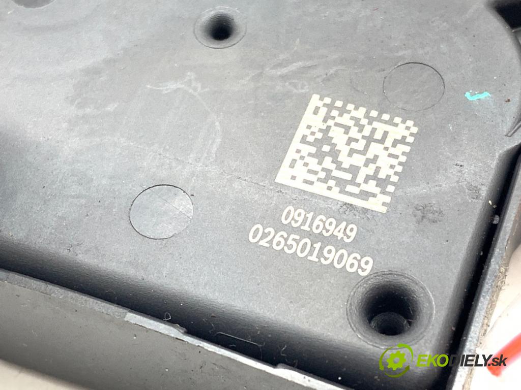 RENAULT CLIO IV liftback 2015 66 kW 1.5 dCi 90 1461 snímač ÚHEL: otáčky 479457095R