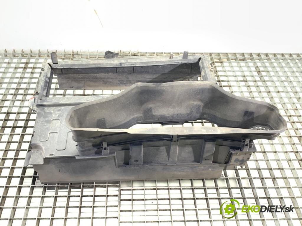 RENAULT CLIO IV liftback 2015 66 kW 1.5 dCi 90 1461 volant vzduchu 215592894R