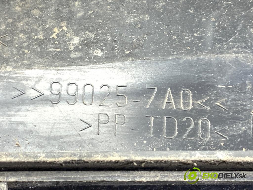 RENAULT CLIO IV liftback 2015 66 kW 1.5 dCi 90 1461 volant vzduchu 215580321R