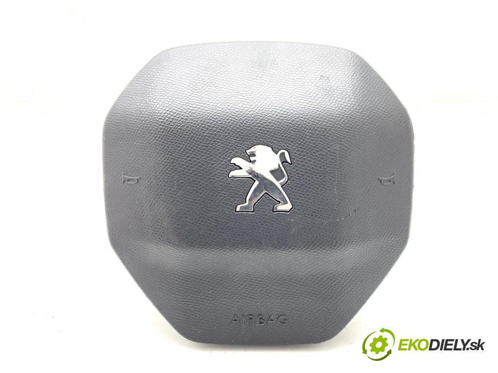 PEUGEOT 3008 SUV 2020 96 kW 1.2 THP/ PureTech 130 1199 AirBag volantu  (Airbag)