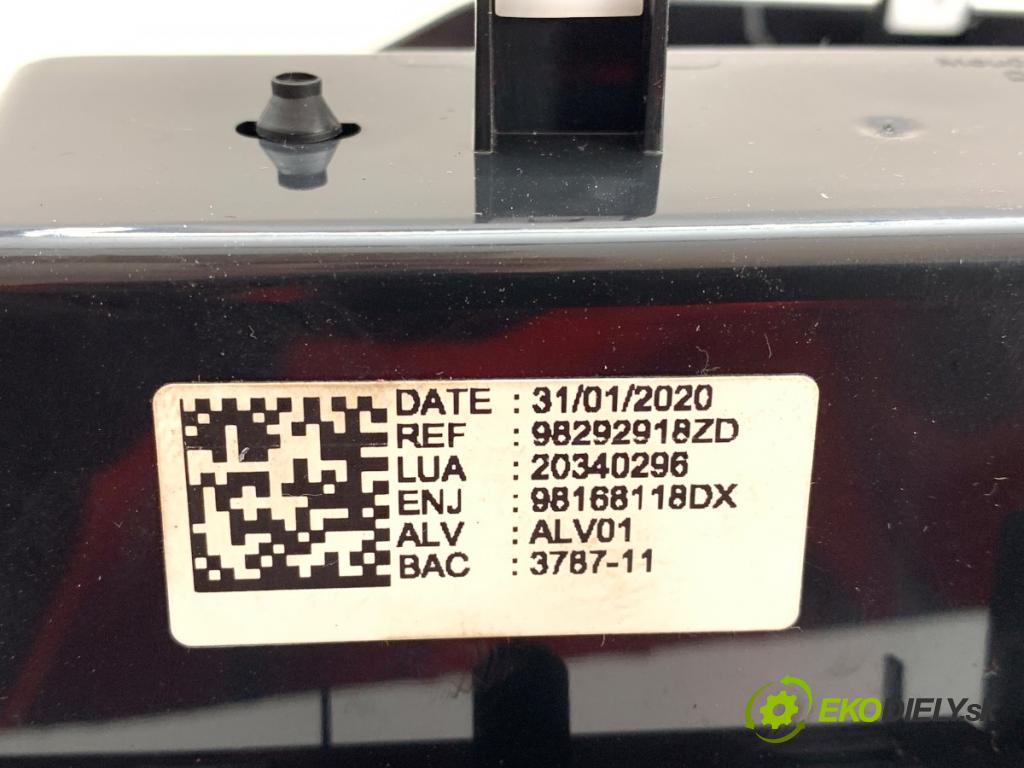 PEUGEOT 3008 SUV 2020 96 kW 1.2 THP/ PureTech 130 1199 lišta kryt 9815049477 (Lišta)