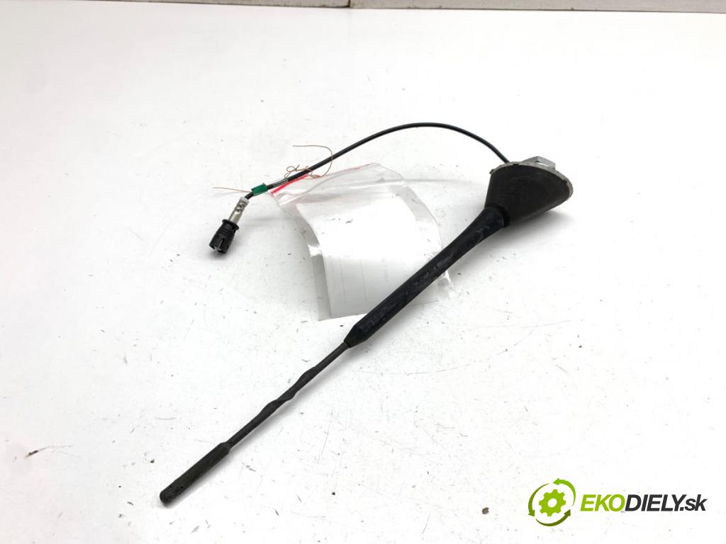 VW POLO IV 9N liftback 2003 40 kW 1.2 1198 ANTENA 