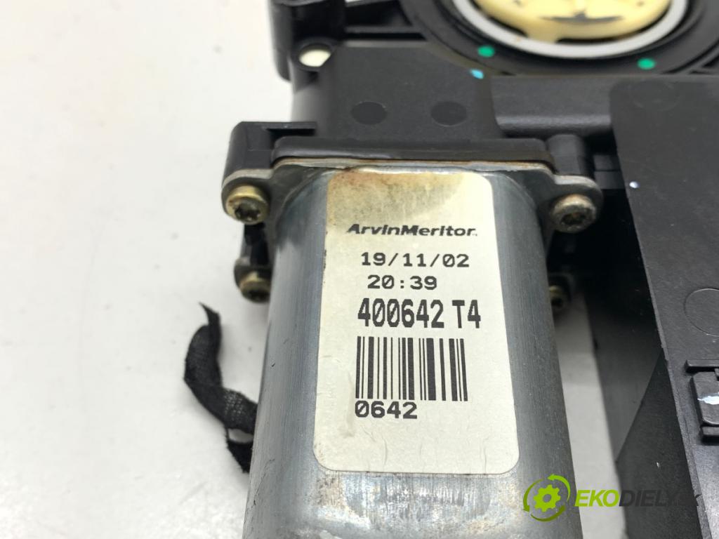 VW POLO IV 9N liftback 2003 40 kW 1.2 1198 motor sťahovaní okna pravý přední část 602959801A