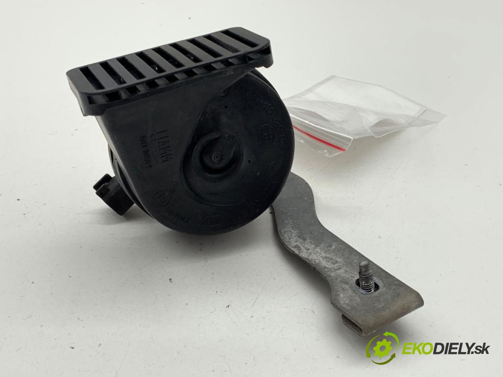 FORD FOCUS IV liftback 2019 92 kW 1.0 EcoBoost 999 klaksón A046522