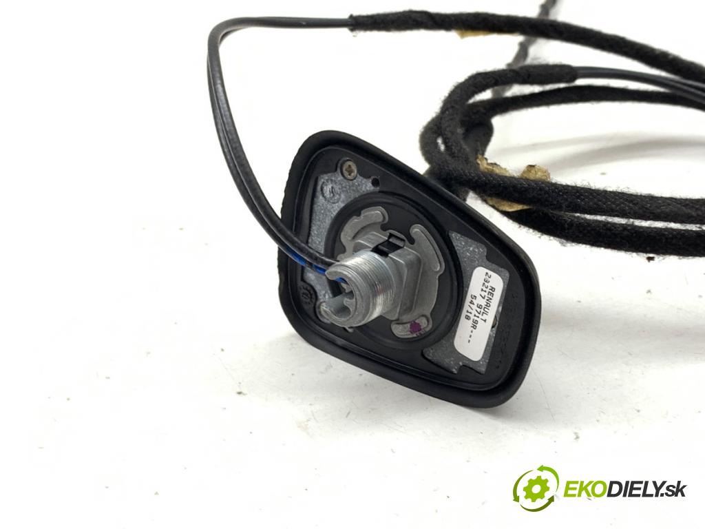 RENAULT CLIO IV liftback 2018 54 kW 1.2 16V 1149 ANTENA 282179719R