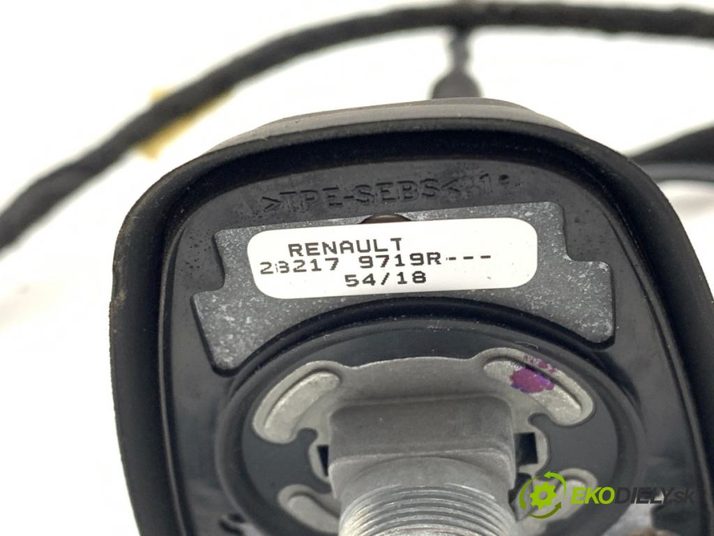 RENAULT CLIO IV liftback 2018 54 kW 1.2 16V 1149 ANTENA 282179719R