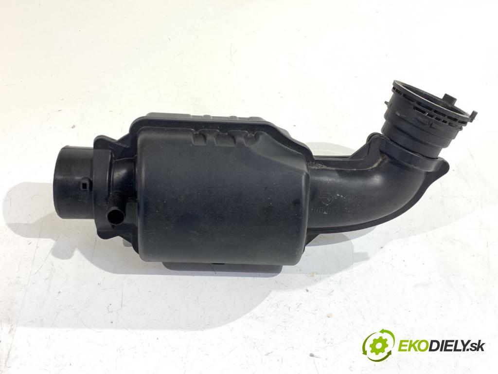 OPEL ASTRA K Kombi 2021 107 kW 1.2 Turbo (35) 1199 Rúra vzduchu 39159737