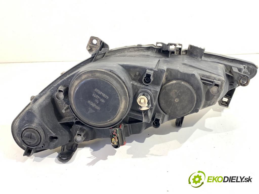 PEUGEOT 307 liftback 2003 79 kW 2.0 HDi 110 1997 světlomet pravý přední část 9646291980